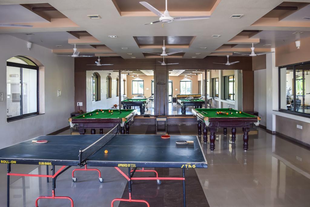 Amidhara Resort Szaszan Gir Kültér fotó
