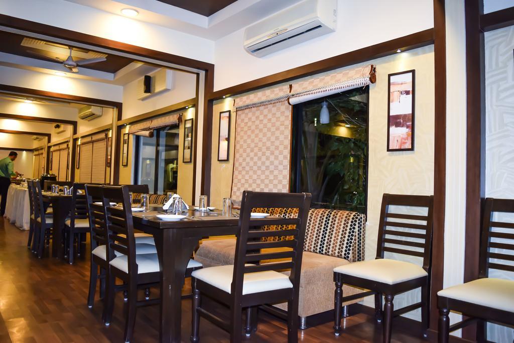 Amidhara Resort Szaszan Gir Kültér fotó