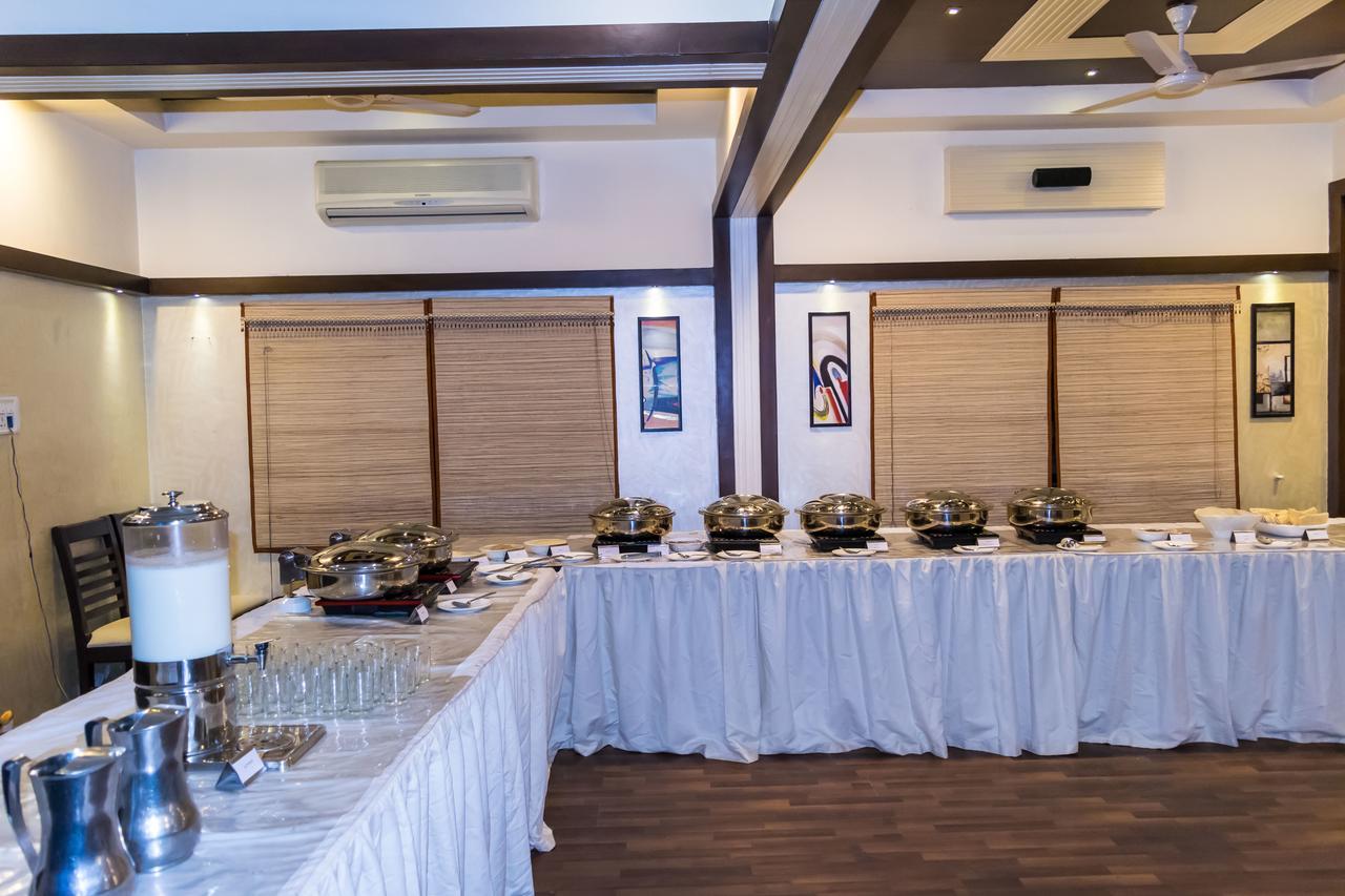 Amidhara Resort Szaszan Gir Kültér fotó
