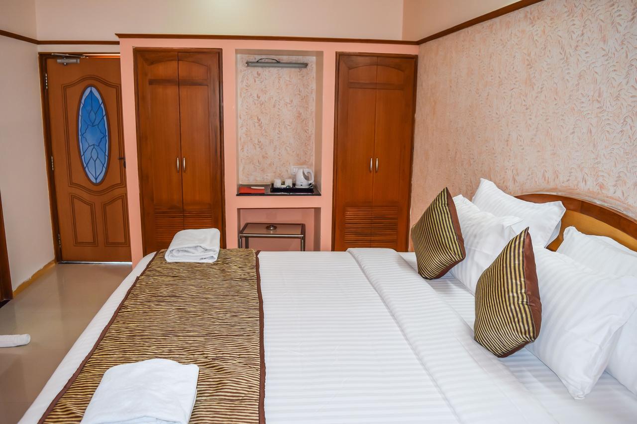 Amidhara Resort Szaszan Gir Kültér fotó