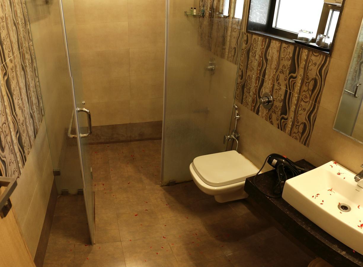 Amidhara Resort Szaszan Gir Kültér fotó