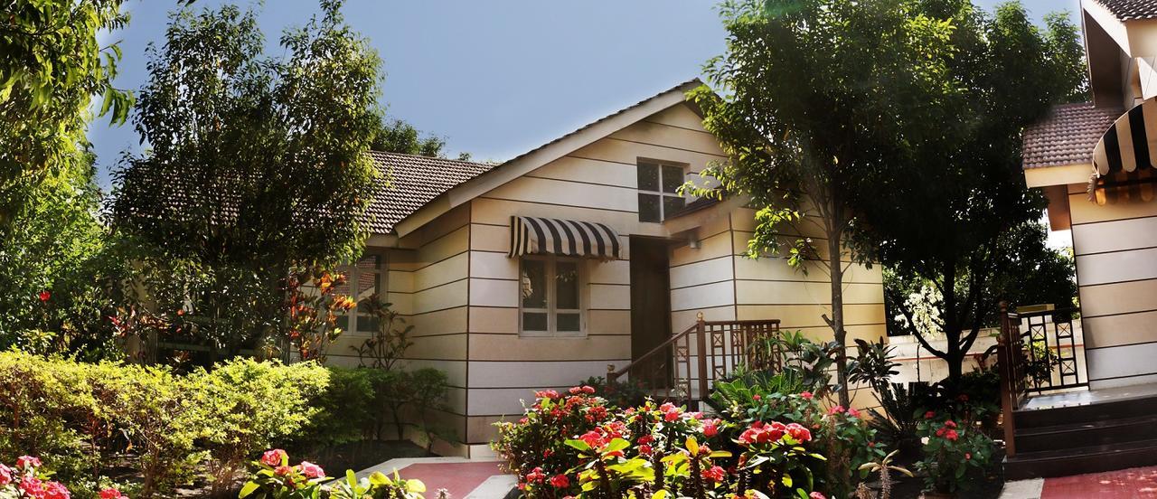 Amidhara Resort Szaszan Gir Kültér fotó